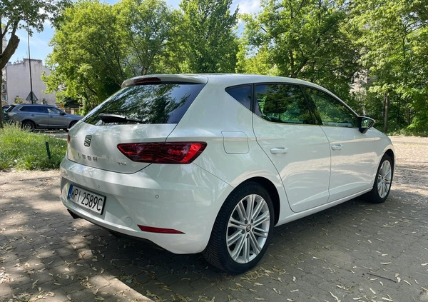 Seat Leon cena 51900 przebieg: 196000, rok produkcji 2017 z Warszawa małe 154
